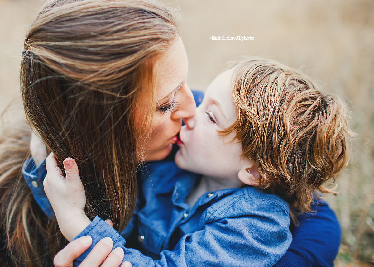 RSM orange county family session. Woodsy family session. OC family photographer
